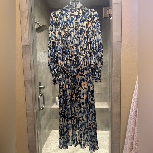 Elliatt Heavenly Creatures Blue Iridescent Long Sleeves Dress - Picture 11 of 11